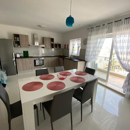 Sunshine Apartments Mellieha - Modern Three Bedroom Apartment - Apt No 1 Exteriör bild