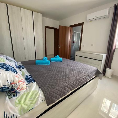 Sunshine Apartments Mellieha - Modern Three Bedroom Apartment - Apt No 1 Exteriör bild