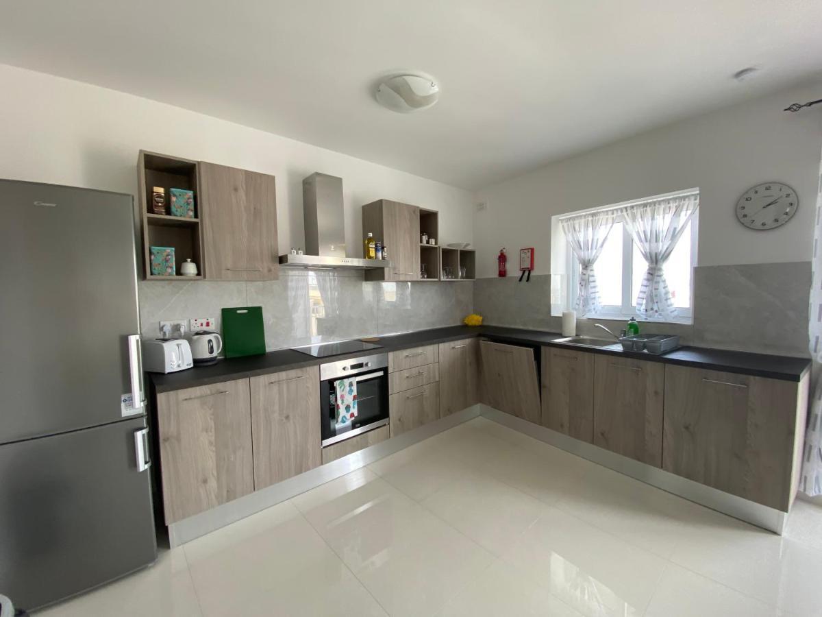 Sunshine Apartments Mellieha - Modern Three Bedroom Apartment - Apt No 1 Exteriör bild
