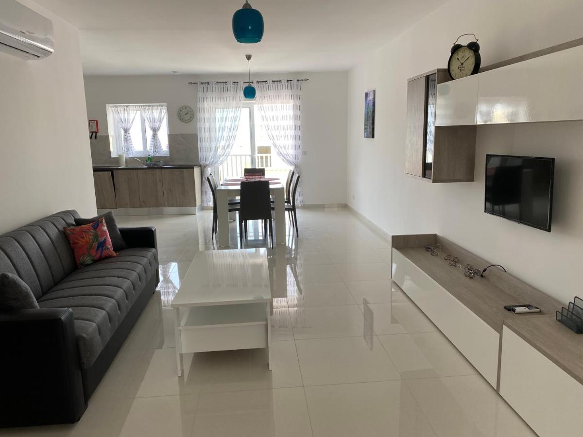 Sunshine Apartments Mellieha - Modern Three Bedroom Apartment - Apt No 1 Exteriör bild